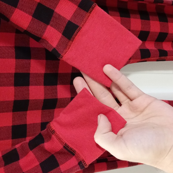 🆕️ 💋PINK VS💋 - Red/Black Plaid Pajama Lounge Onesie - Picture 6 of 15